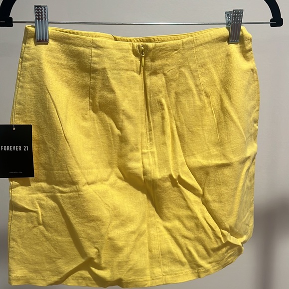 Linen blend yellow mini skirt - Picture 4 of 4